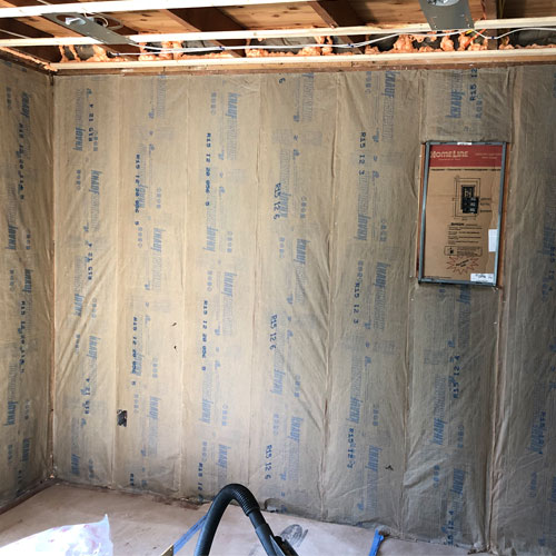 Blown-in insulation image